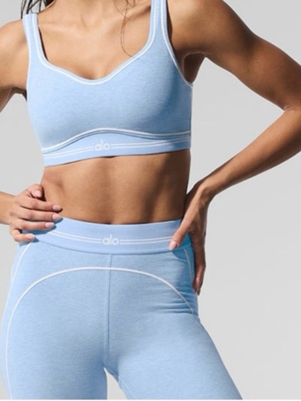 NWOT ALO Yoga Alosoft Heart Throb Bra size Small in Seashell Blue Heather - Picture 8 of 8